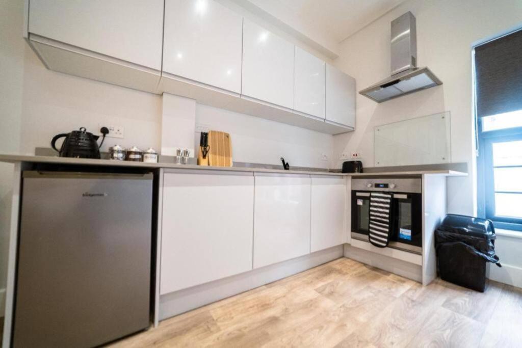 Luton Town Centre Apartments 외부 사진